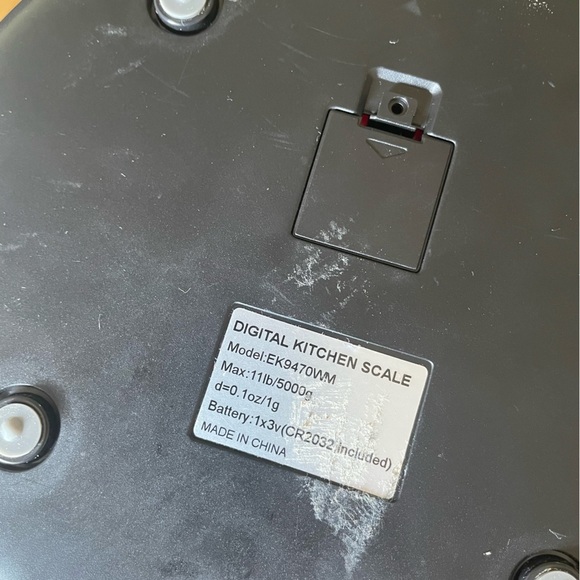 Red Digital Kitchen Food Scale 11lbs Capacity - Picture 4 of 4